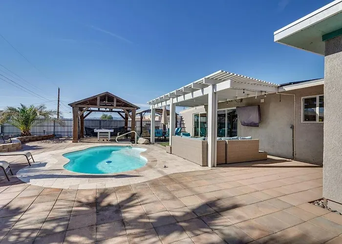 New Pool Firepit Pool Table Sleeps 12 Holiday home *